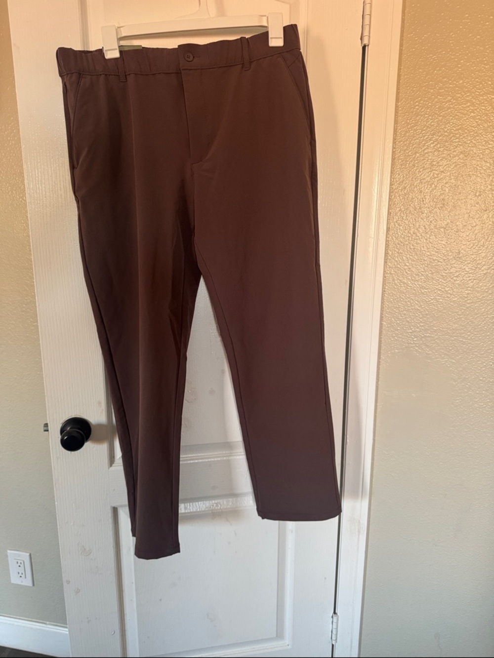 Men's Tailored Brown Dress Pants - Comfortable Stretch